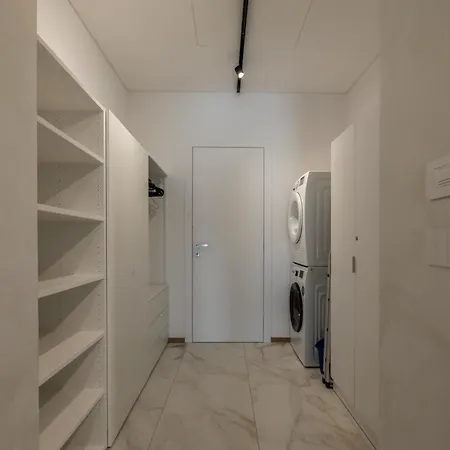 Lo Scrigno D'oro Nel Centro Di Turín