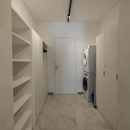 Lo Scrigno D'oro Nel Centro Di Turin