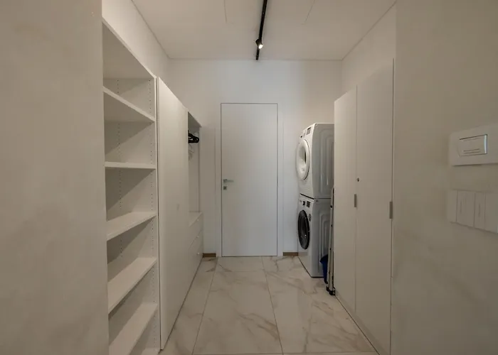 Lo Scrigno D'oro Nel Centro Di Turin