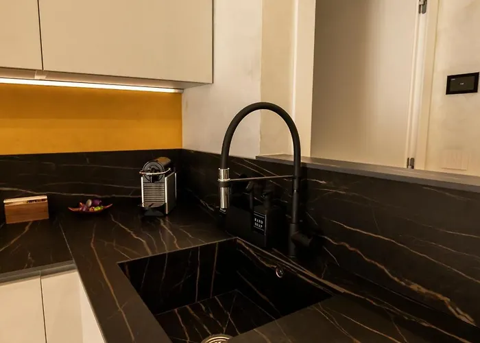 Lo Scrigno D'oro Nel Centro Di Apartment *